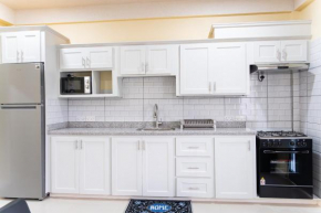 Xenias Universal Apartments Inc